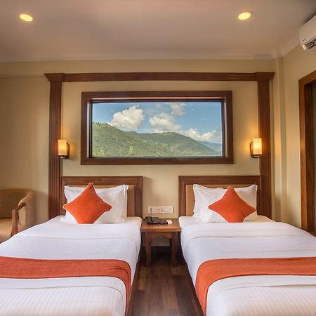 Hotel Portland Покхара Экстерьер фото