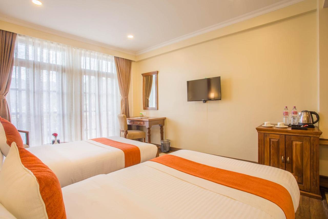 Hotel Portland Покхара Экстерьер фото